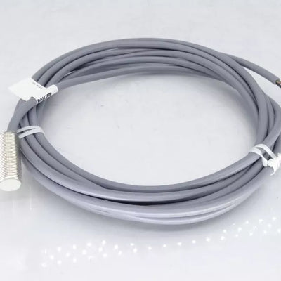BALLUFF BES 516-325-E4-C-03