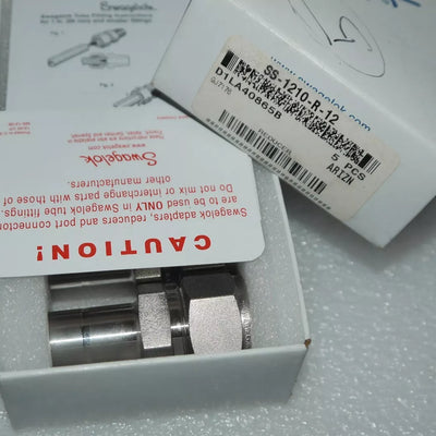 SWAGELOK SS-1210-R-12
